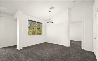 Photo #3: 2721094 Listing 