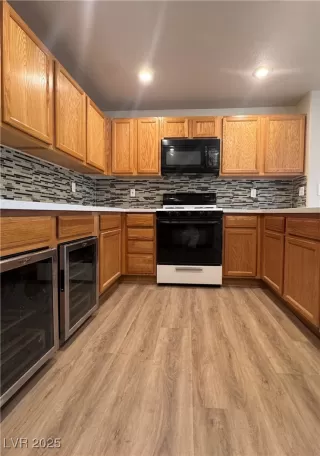 Photo #6: 2721107 Listing 