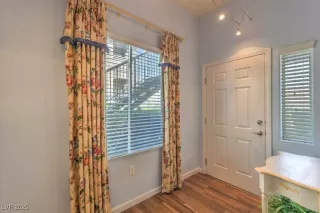 Photo #2: 2721145 Listing 