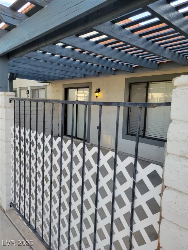 MLS: 2721154 Condo For Sale