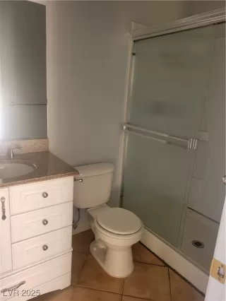 Photo #5: 2721154 Listing 