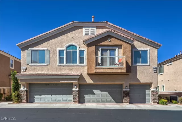 MLS: 2721177 Condo For Sale