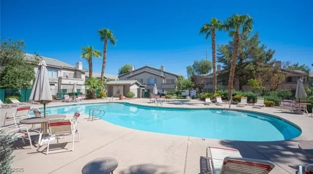 MLS: 2721179 Condo For Sale