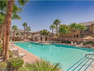 Photo #1: 2721196 Listing