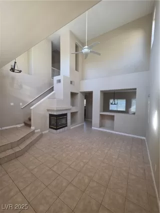 Photo #2: 2721217 Listing 