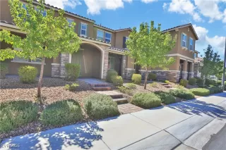 Photo #1: 2721227 Listing 