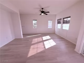 Photo #1: 2721234 Listing 