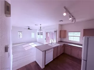 Photo #2: 2721234 Listing 
