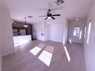 Photo #6: 2721234 Listing 