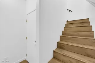 Photo #5: 2721249 Listing 