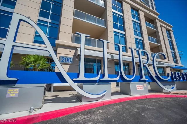 MLS: 2721260 Condo For Sale