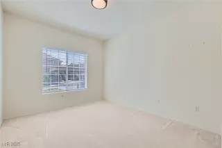 Photo #6: 2721267 Listing 