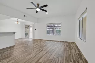 Photo #2: 2721268 Listing 