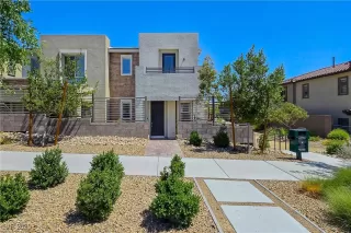 Photo #1: 2721278 Listing 