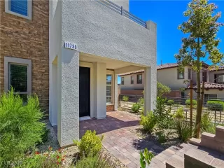 Photo #4: 2721278 Listing 