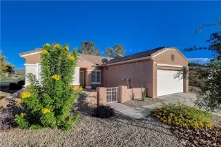 Photo #1: 2721290 Listing 