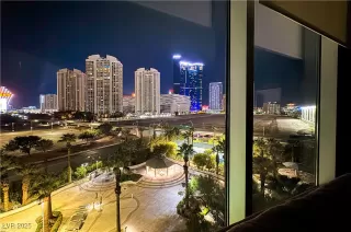 Photo #1: 2721297 Listing 