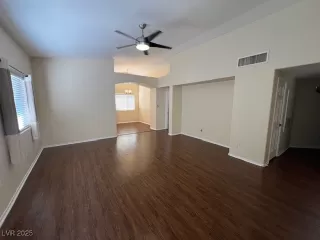 Photo #4: 2721322 Listing 