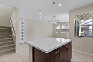 Photo #4: 2721334 Listing 