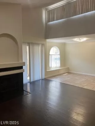 Photo #2: 2721369 Listing 