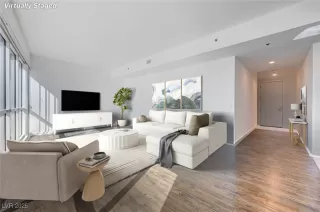 Photo #1: 2721377 Listing 