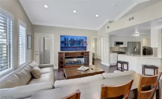 Photo #2: 2721391 Listing 