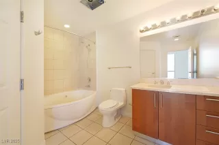 Photo #5: 2721403 Listing 