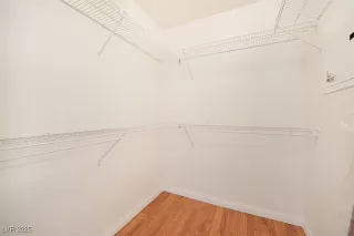 Photo #6: 2721403 Listing 