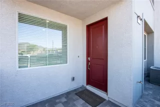 Photo #1: 2721408 Listing