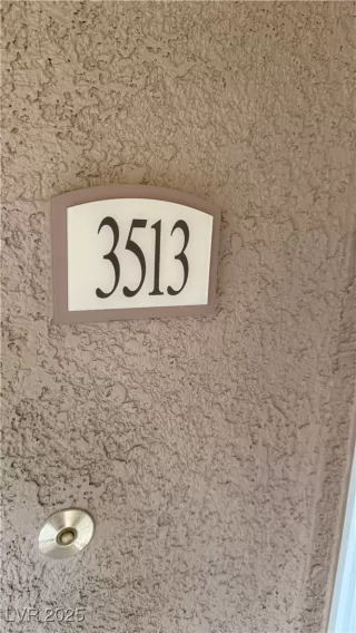 Photo #2: 2721416 Listing