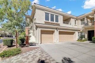 Photo #2: 2721417 Listing 