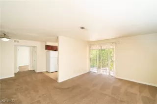 Photo #4: 2721420 Listing