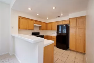 Photo #6: 2721432 Listing 