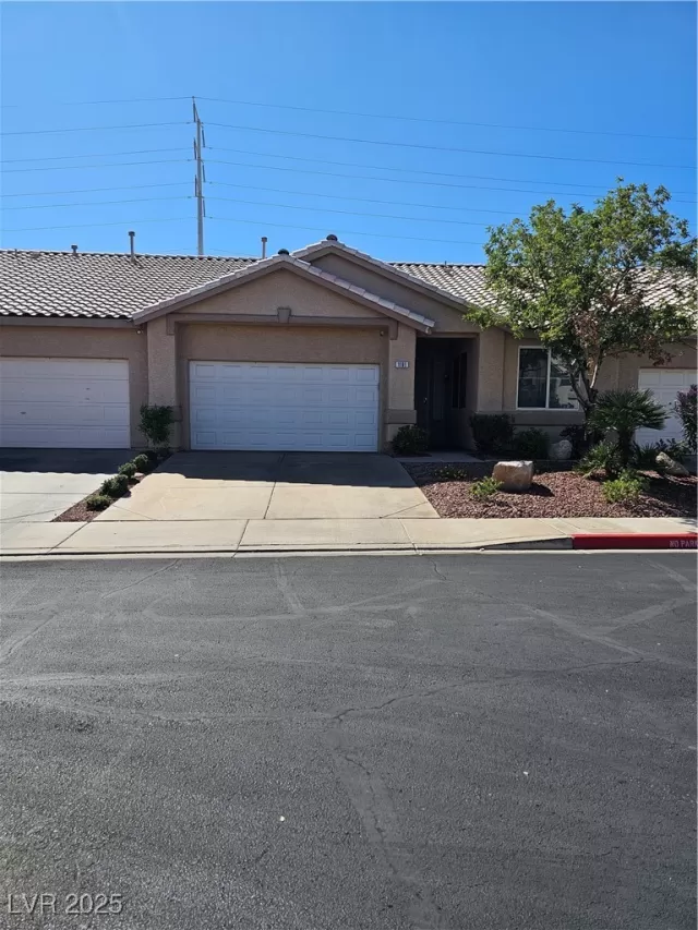 MLS: 2721445 Condo For Sale