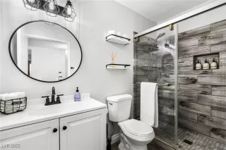 Photo #4: 2721447 Listing 