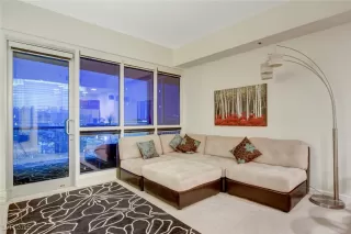 Photo #5: 2721479 Listing