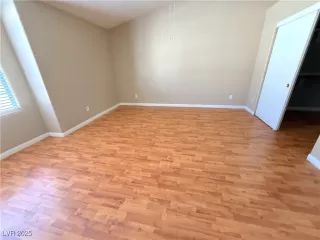 Photo #6: 2721484 Listing 