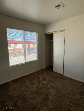 Photo #3: 2721501 Listing 