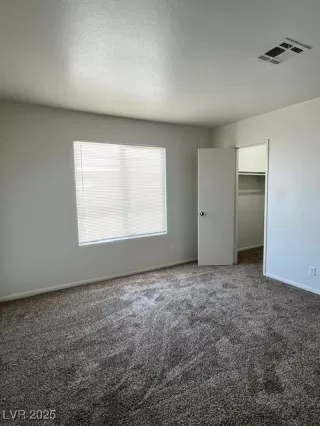 Photo #4: 2721501 Listing 