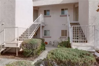 Photo #3: 2721506 Listing 