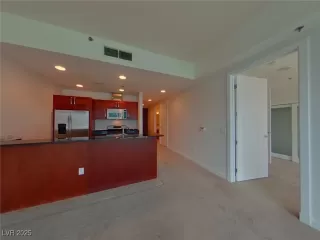 Photo #4: 2721513 Listing 