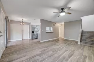 Photo #6: 2721525 Listing 