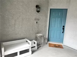 Photo #1: 2721533 Listing