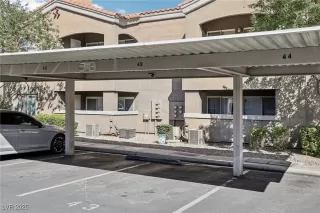 Photo #3: 2721534 Listing