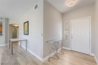 Photo #4: 2721540 Listing 