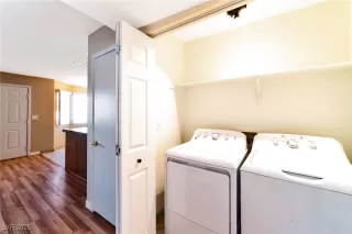 Photo #6: 2721544 Listing 