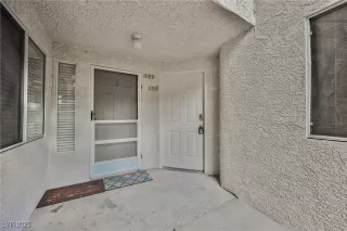 Photo #1: 2721576 Listing 