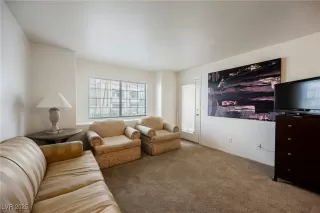 Photo #3: 2721576 Listing 