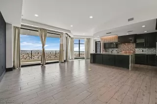 Photo #3: 2721601 Listing 