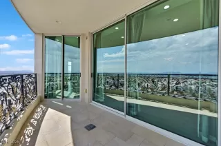 Photo #4: 2721601 Listing 